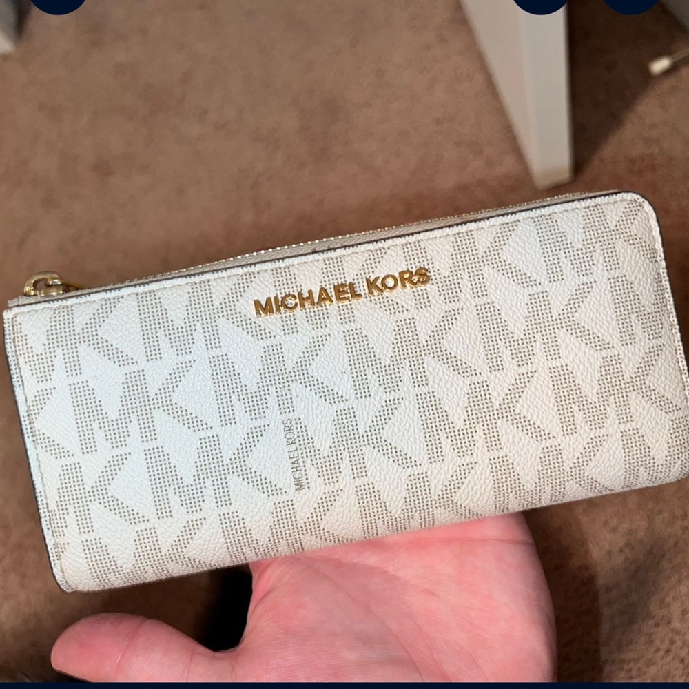 MICHAEL KORS WALLET